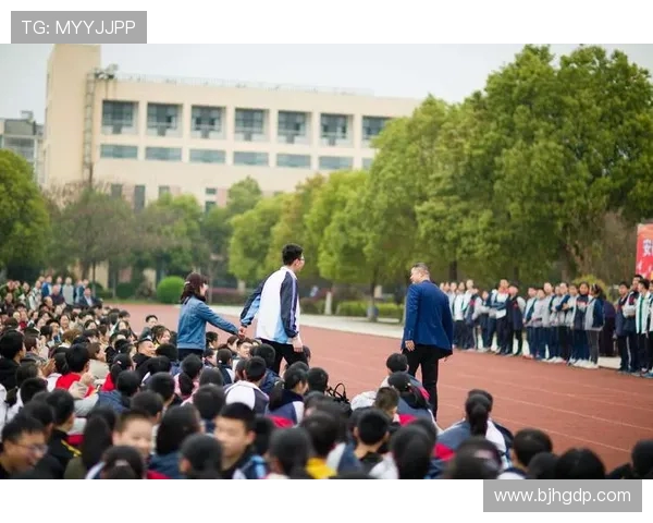 与李丽畅聊CSGO职业生涯的挑战与成就分享