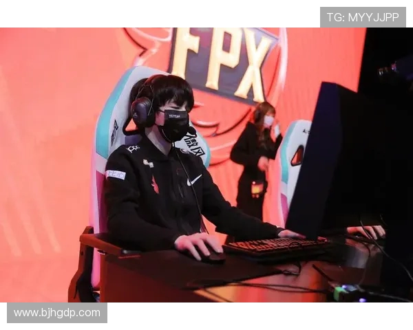 FPX在CSGO比赛中边路渗透策略的成功与不足分析