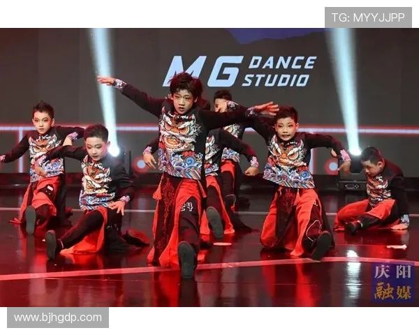 全国街舞大赛点评聚焦北京飞盘队展现力量与激情的精彩表现 全国街舞大赛点评聚焦北京飞盘队展现力量与激情的精彩表现