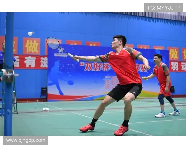 深圳羽毛球队中路突破的成功与不足分析探讨