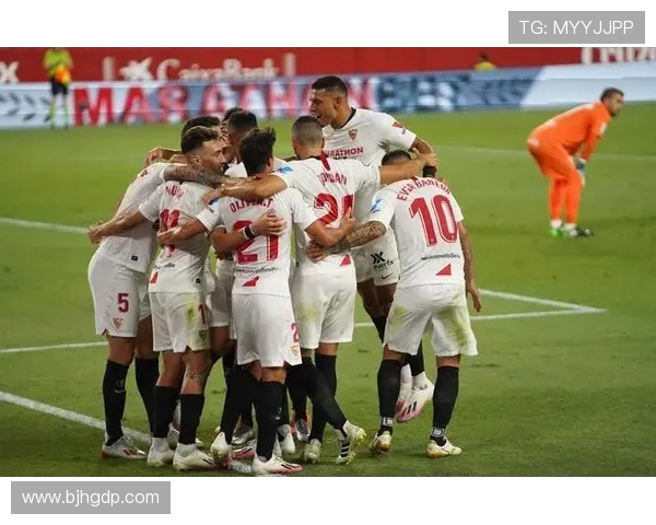 塞维利与莱切城激战在即谁能在欧联杯中笑到最后