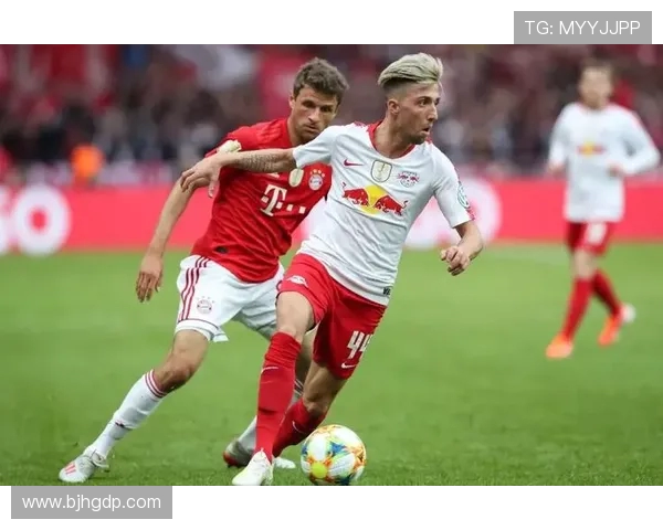 布雷斯特与阿雅gf的精彩对决分析与赛季展望 布雷斯特与阿雅gf的精彩对决分析与赛季展望