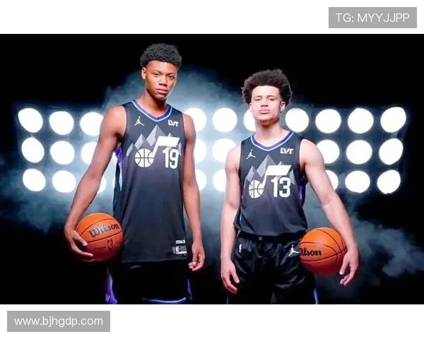 火箭队与马刺队季前赛精彩回放全景解析与赛后点评