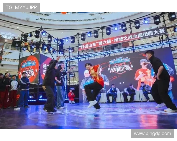 重庆滑板队在全国街舞大赛中的耐力表现引发热议与赞赏