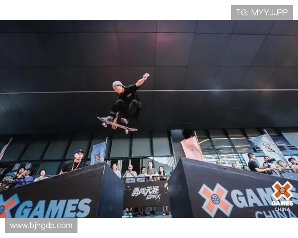 深圳滑板队灵活性创新高引发热议成就滑板运动新标杆 深圳滑板队灵活性创新高引发热议成就滑板运动新标杆