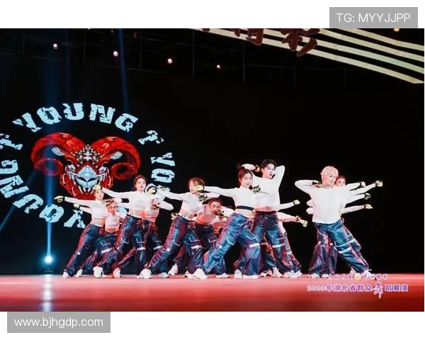 杭州街舞队的热情与创意在节奏中碰撞出精彩火花