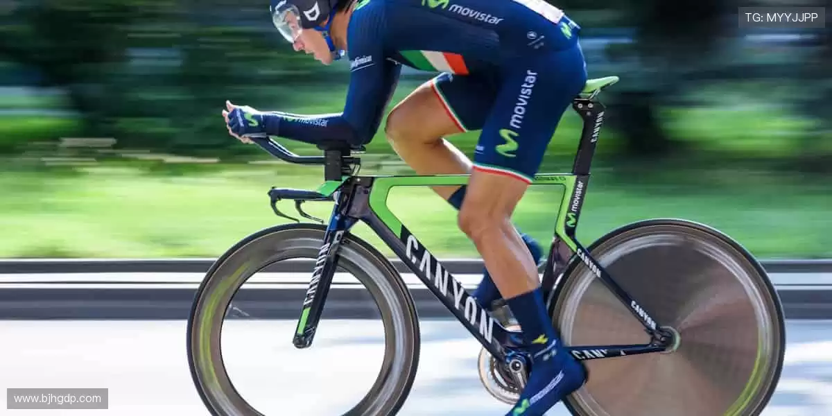 个性周边，彰显态度！👕💥